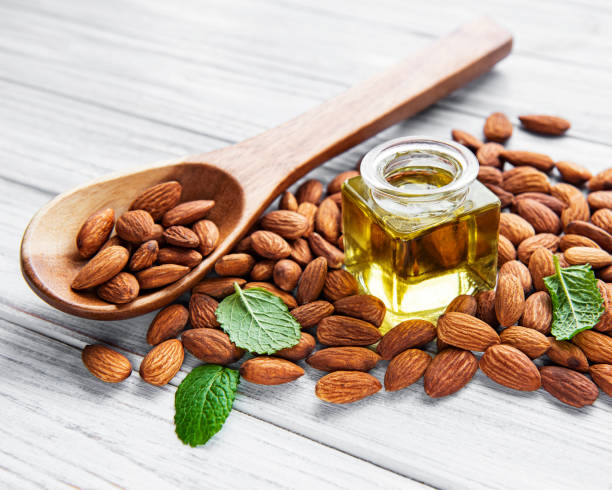 Almonds - Men's Health Benefits and Nutritional Value